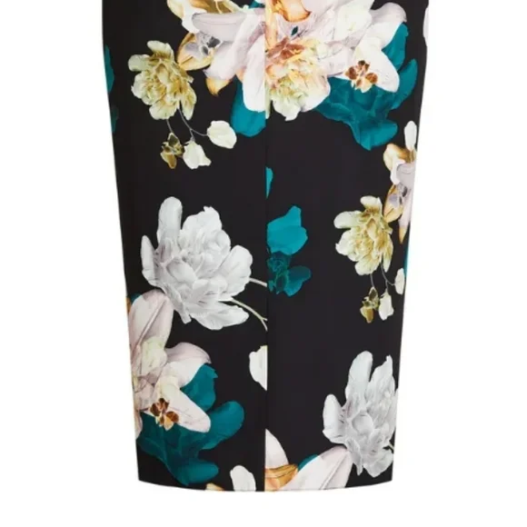 City Chic Off Shoulder Floral Dress - Picture 13 of 13